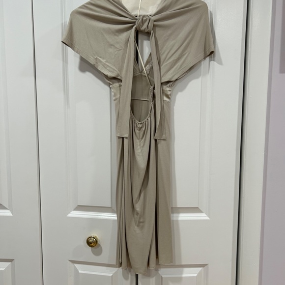 Tufi Duek, open back/tie dress, plunging neckline, women’s Medium - Picture 3 of 3